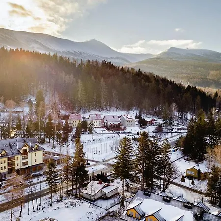 Skalna, Sun & Snow *